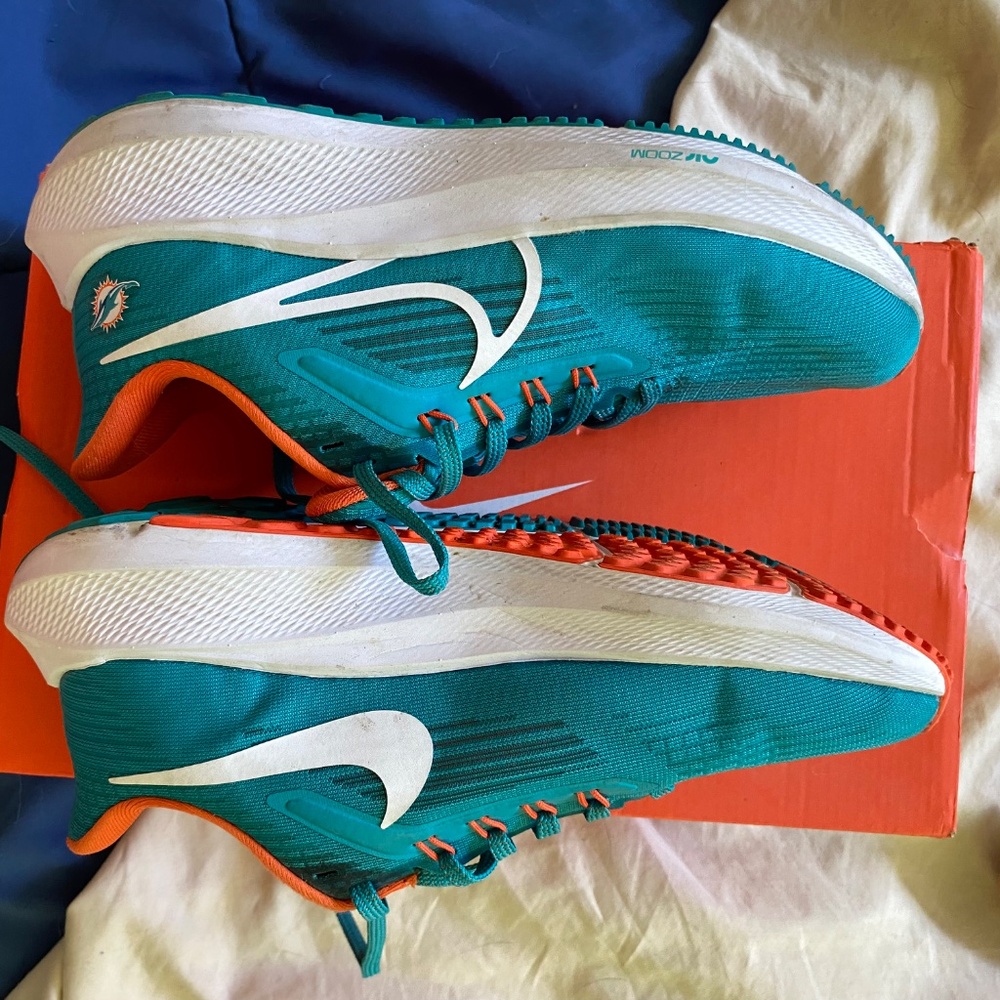 Nike Zoom Pegasus Dolphins - Picture 3 of 6